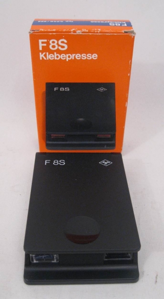 Agfa F8S Klebepresse